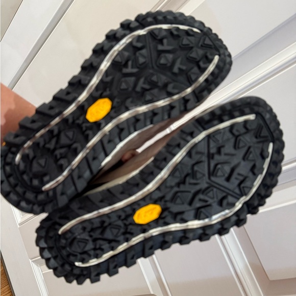 Merrell women’s  Quilted Slip-On Sneakers - Cream and Gray - Picture 4 of 10